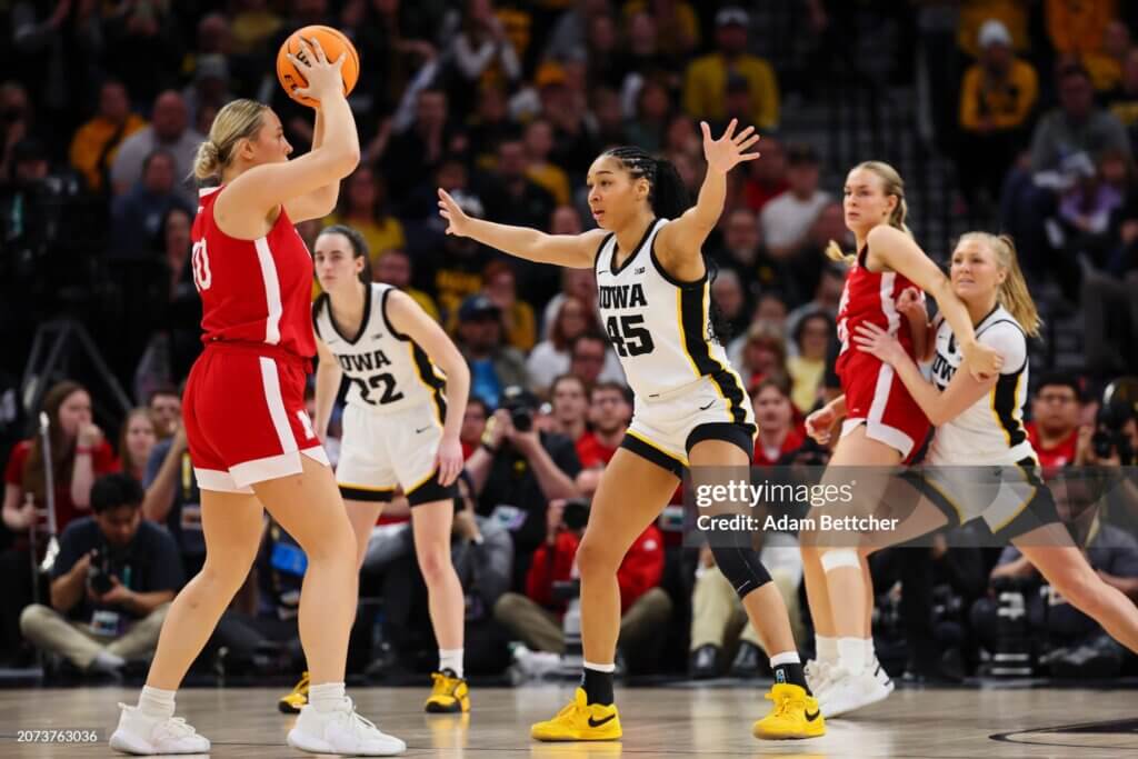 Big Ten Women's Basketball Tournament - ChampionshipMINNEAPOLIS, MINNESOTA - MARCH 10: Hannah Stuelke #45 of the Iowa Hawkeyes defends Alexis Markowski #40 of the Nebraska Cornhuskers in the second half during the Big Ten Women's Basketball Tournament Championship at Target Center on March 10, 2024 in Minneapolis, Minnesota. (Photo by Adam Bettcher/Getty Images)