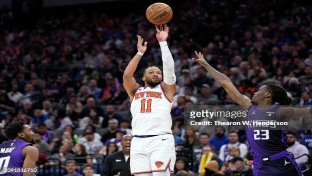 New York Knicks Guard Jalen Brunson takes a jump shot vs the Kings