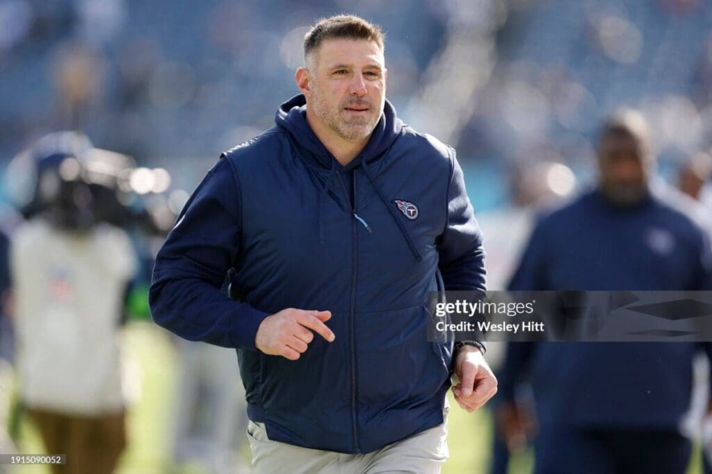 Cleveland Browns hire Mike Vrabel