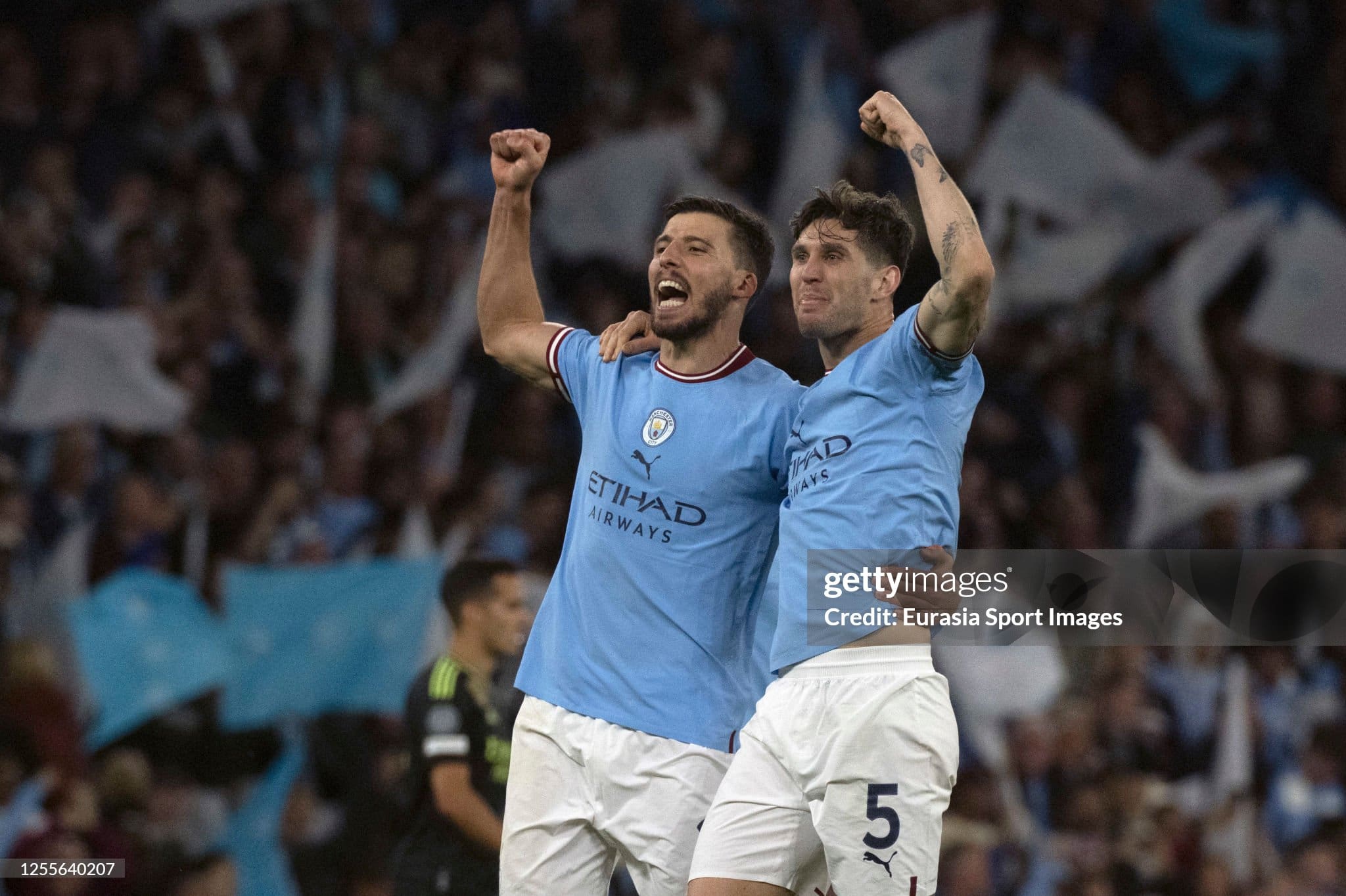 Manchester City celebrating their last year victory against madrid