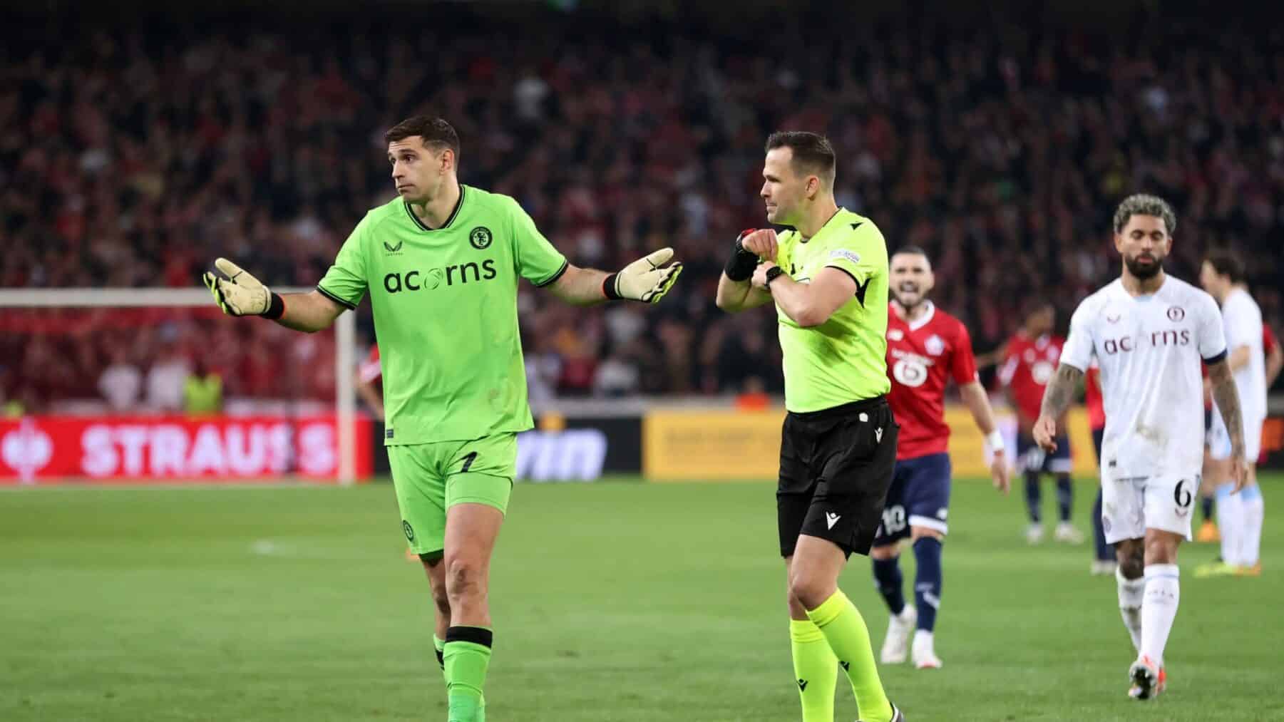 Aston Villa's Emiliano Martinez