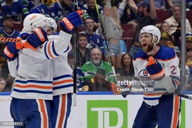 Edmonton Oilers Take Game 2 In OT to Tie the Series