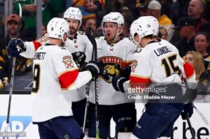 Florida Panthers crush Bruins in Game 3