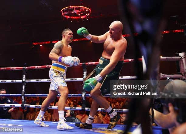 Undisputed heavyweight title fight between Oleksandr Usyk and Tyson Fury