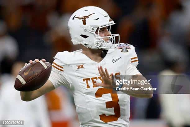 Quarterbacks Start, Bench, Cut Texas Longhorns Quarterback Quinn Ewers