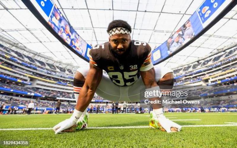 Browns DE Myles Garrett