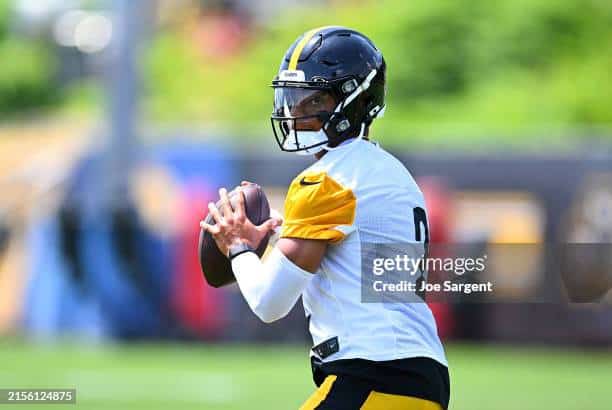 Pittsburgh Steelers Justin Fields deadly