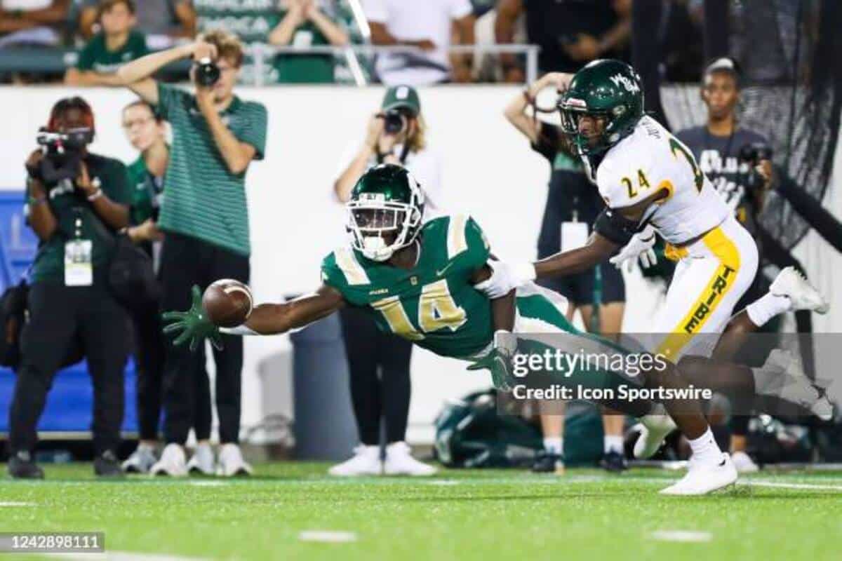 CHARLOTTE, NC - SEPTEMBER 02: Grant DuBose (14) of the Charlotte 49ers dives to attempt a catch during a football game between the Charlotte 49ers and the William & Mary Tribe on September 2, 2022, at Jerry Richardson Stadium in Charlotte, NC. (Photo by David Jensen/Icon Sportswire via Getty Images) Miami Dolphins