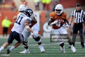 Texas Longhorns RB CJ Baxter