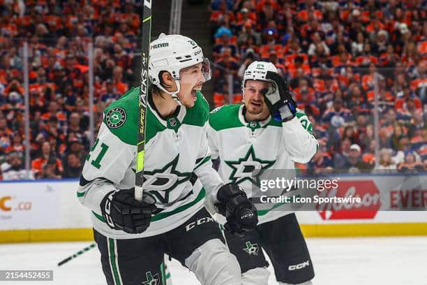 Jason Robertson and the Dallas Stars look to repeat as Central Division Champs. NHL