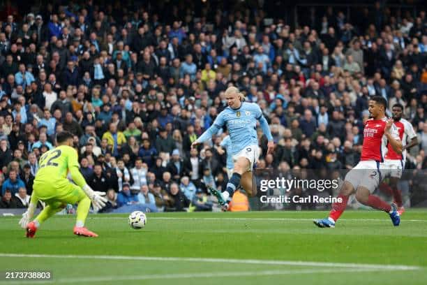 Erling Haaland opnes scoring for Manchester City against Arsenal