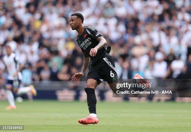 Gabriel wins for Arsenal