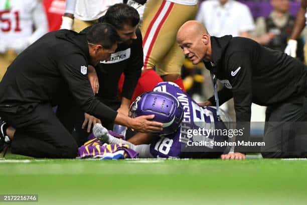 Minnesota Vikings' Justin Jefferson comes off of the injury report after suffering a hamstring injury vs the san fran 49ers