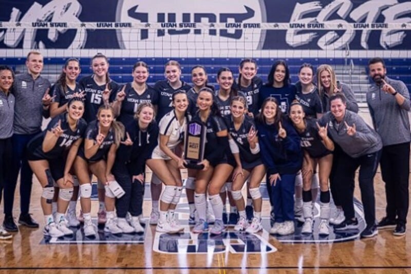 Screenshot USU Volleyball Women California