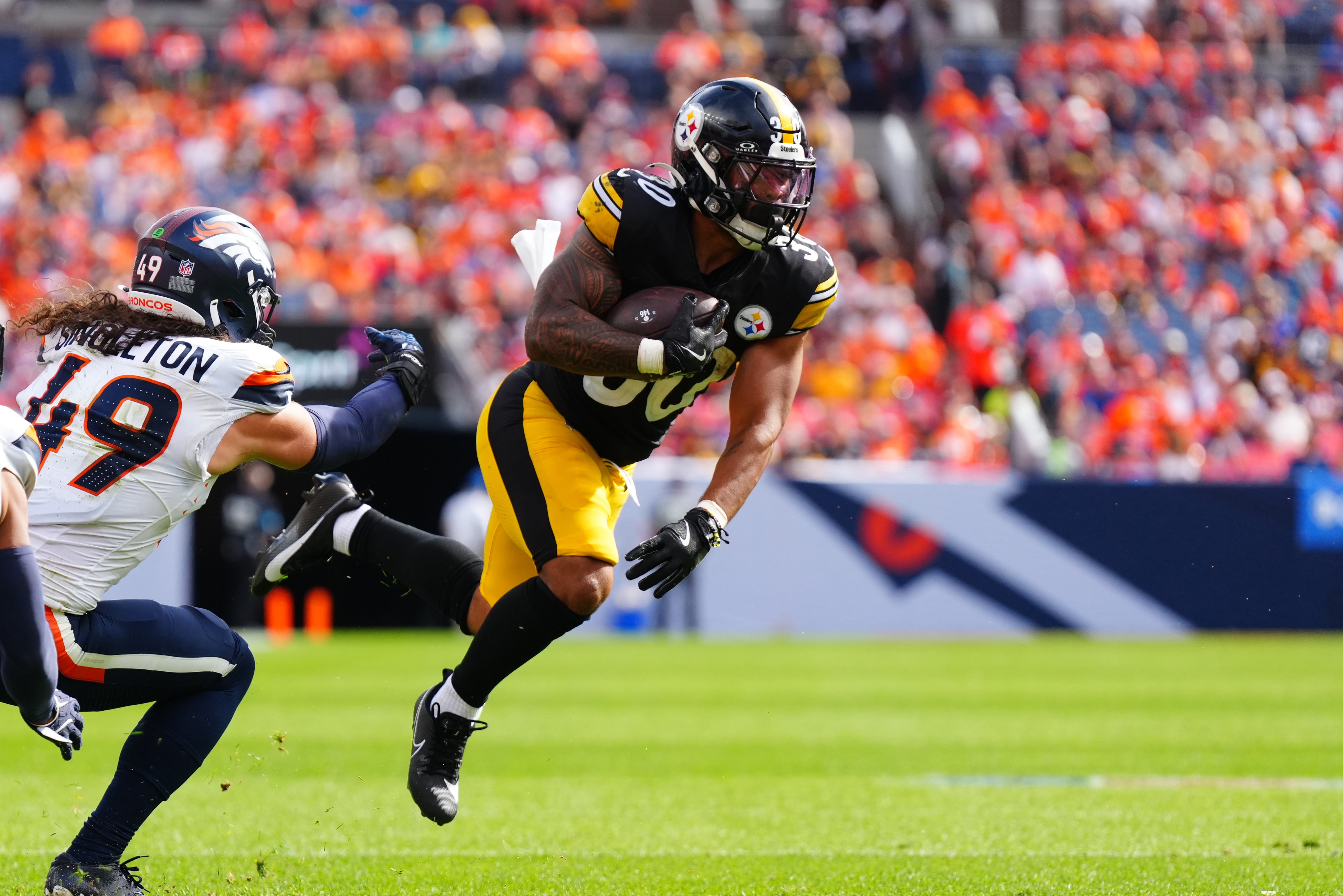 The Pittsburgh Steelers ruled out RB Jaylen Warren.