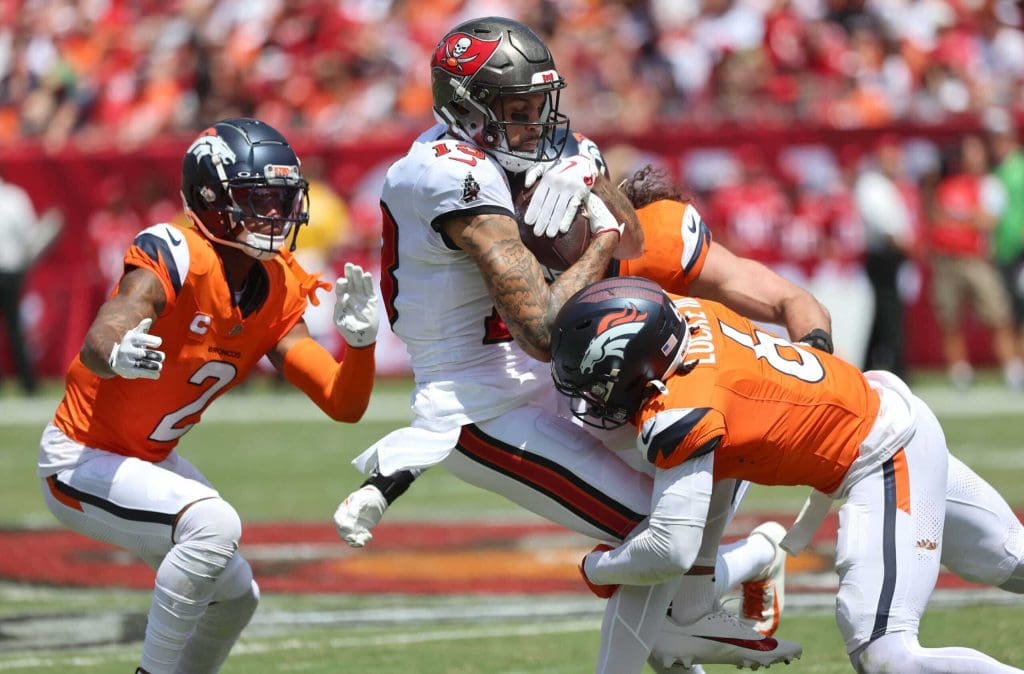 Pat Surtain II avoids injury scare