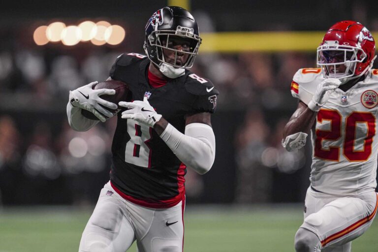 The Truth of the Market: 2025 Dynasty Risers and Fallers