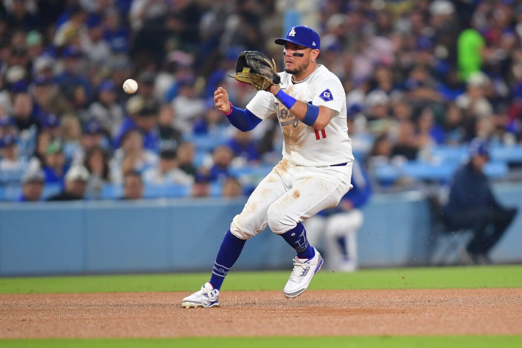 The Los Angeles Dodgers gave Miguel Rojas a prestigious award.