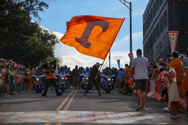 Tennessee Vols Commit Affects NIL Change in North Carolina