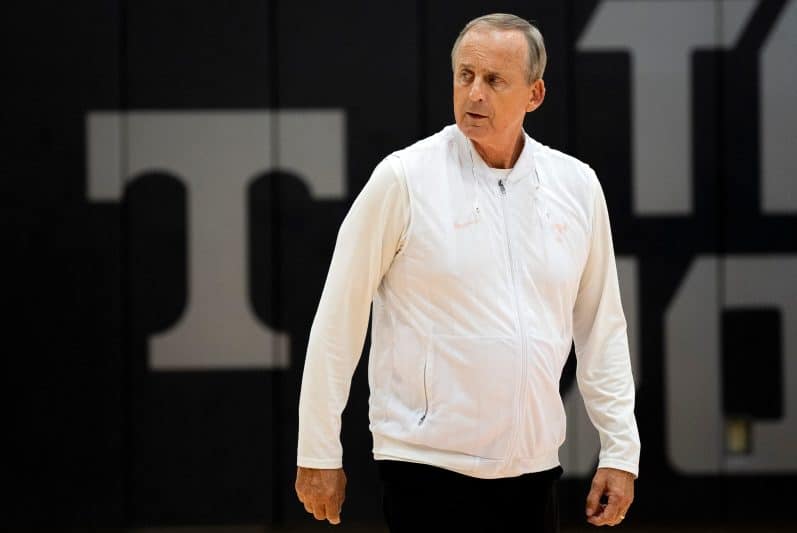 Tennessee Vols head coach Rick Barnes