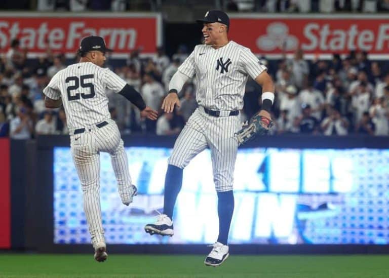 Warm Weather as The New York Yankees are up 1-0 in the ALDS.