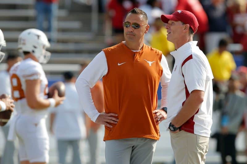 The Texas Longhorns look to defeat the Oklahoma Sooners on Saturday.