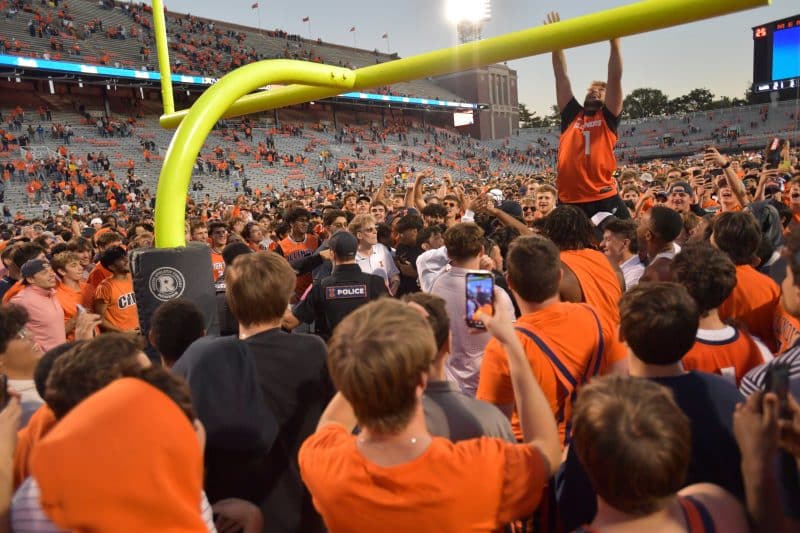 The Illinois Fighting Illini look to build on their huge win.