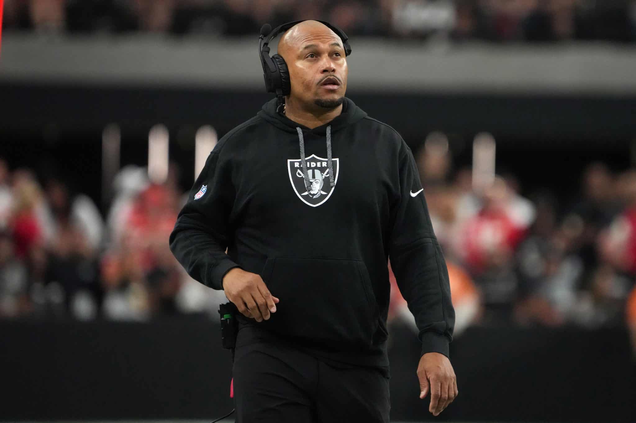 The Las Vegas Raiders have an Antonio Pierce problem on their hands.