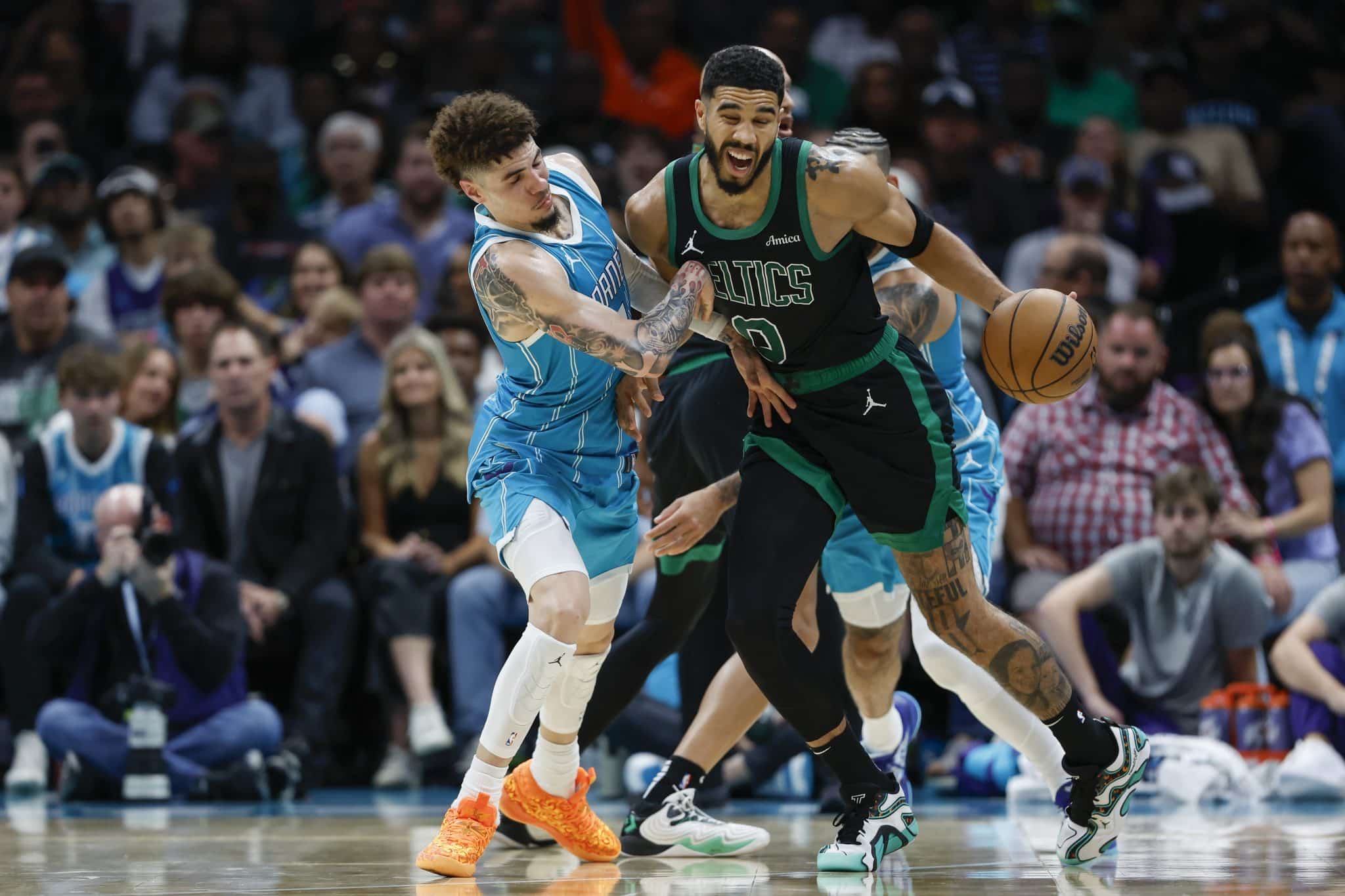 The Boston Celtics defeated the Charlotte for the second straight game tonight.