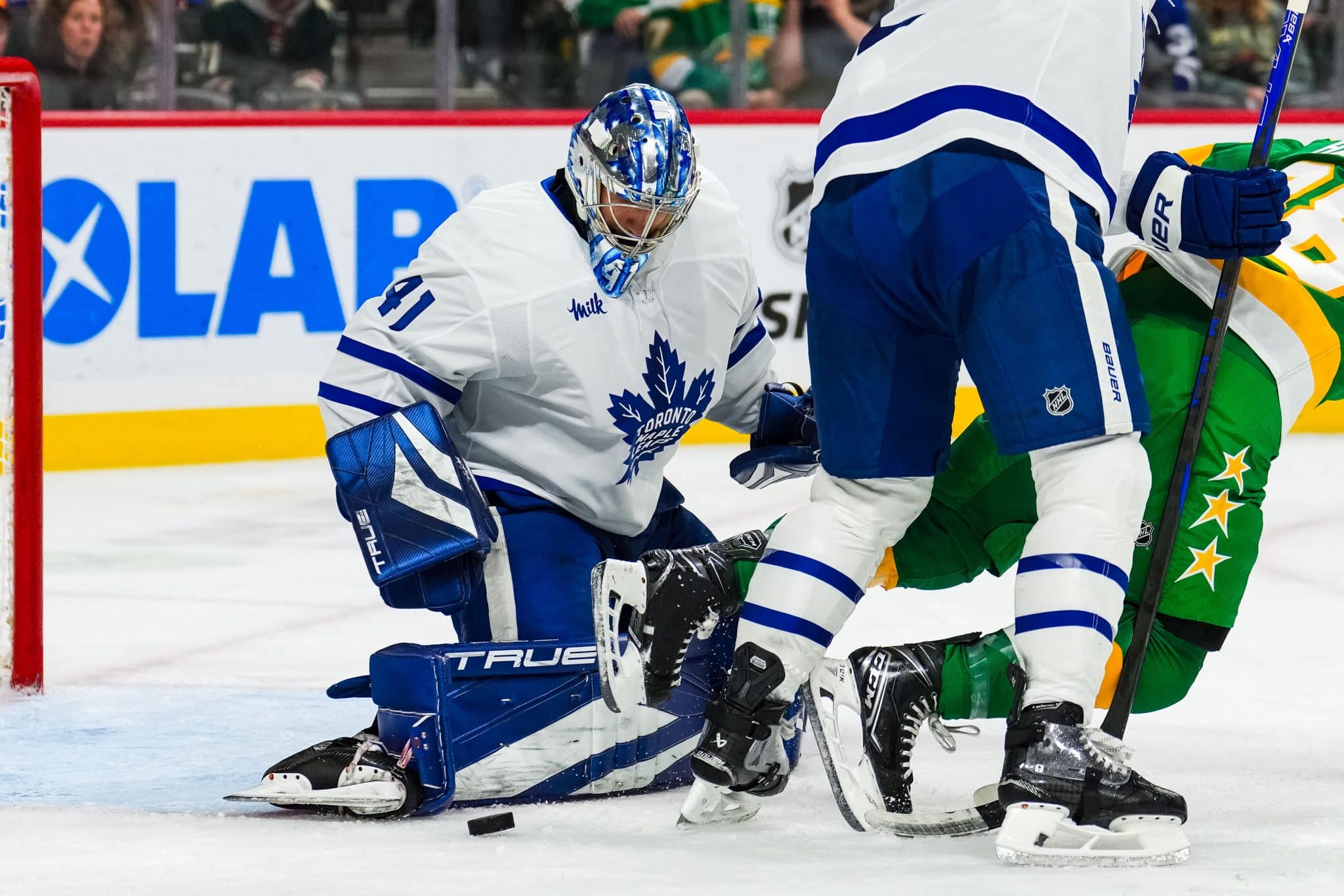 Anthony Stolarz had a great game as the Toronto Maple Leafs lost last night.