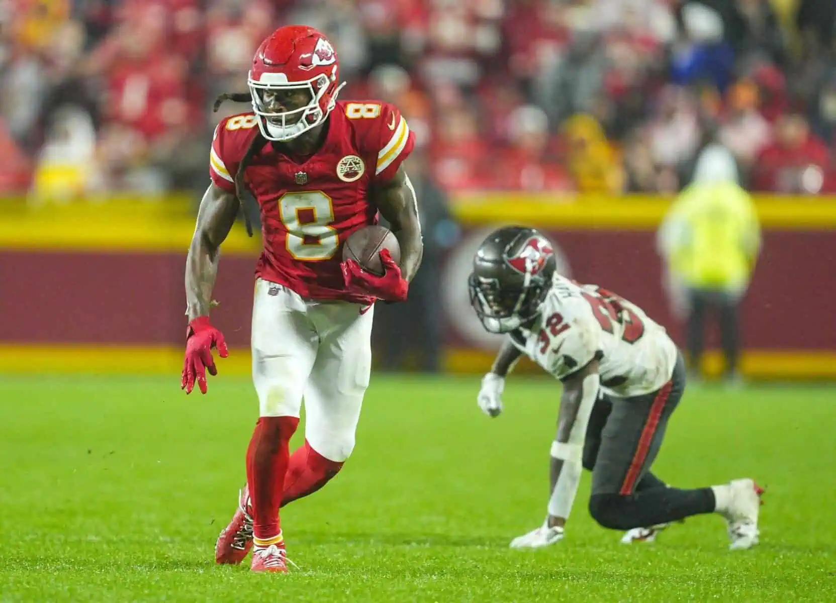 The Kansas City Chiefs look to stay hopkins undefeated against the Denver Broncos. ravens