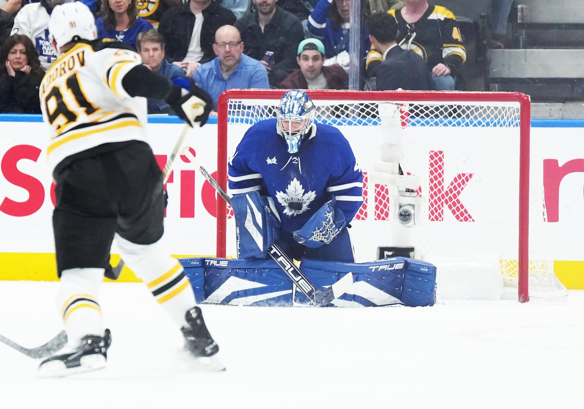 The Toronto Maple Leafs play the Detroit Red Wings tonight.