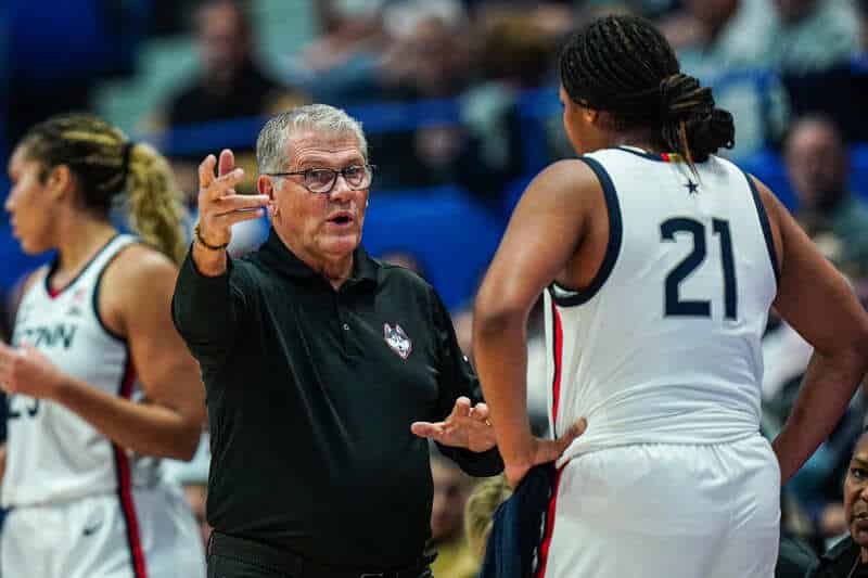 Geno Auriemma