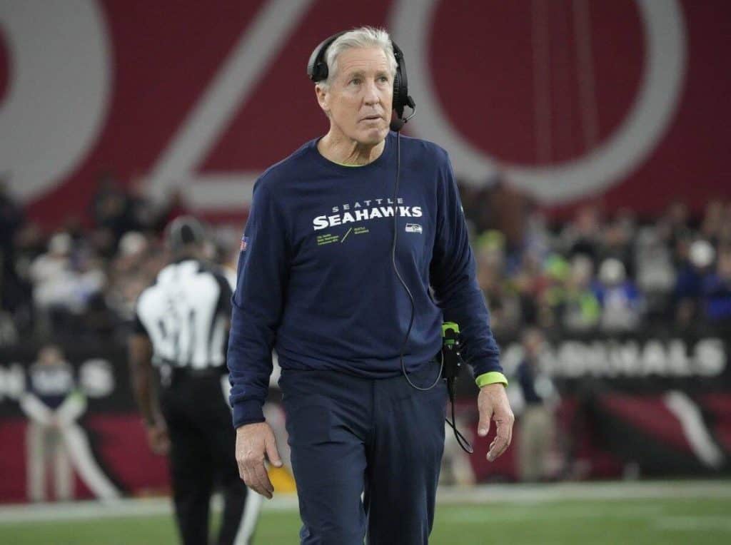 Seattle Seahawks head coach Pete Carroll watches his team play against the Arizona Cardinals during the third quarter at