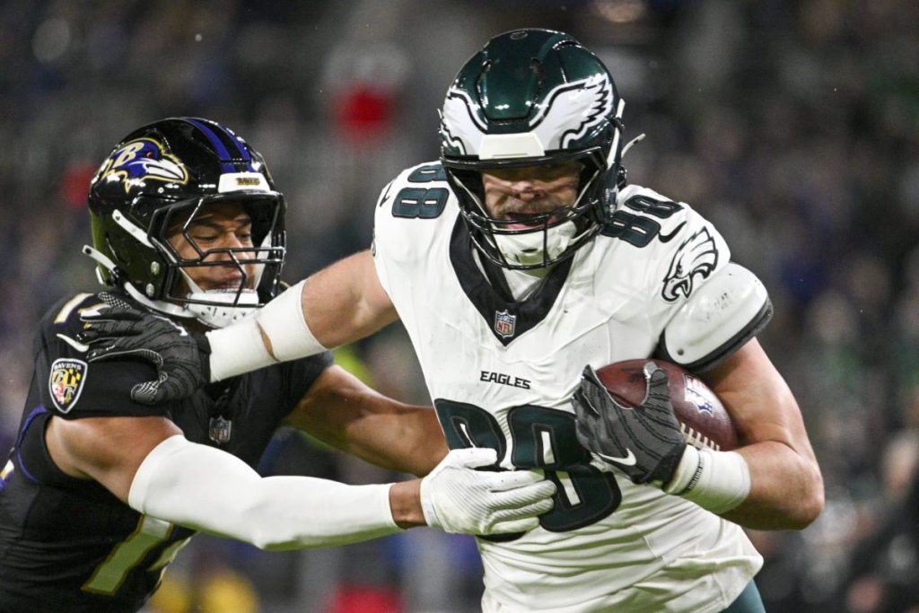 Philadelphia Eagles place Dallas Goedert On IR