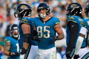 tight ends week 14 waiver, Jacksonville Jaguars Brenton Strange