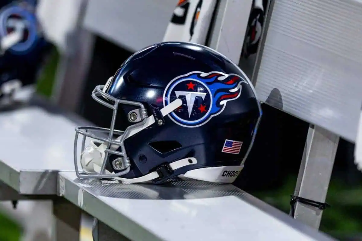 Tennessee Titans reportedly interested in Cam Ward, Elic Ayomanor