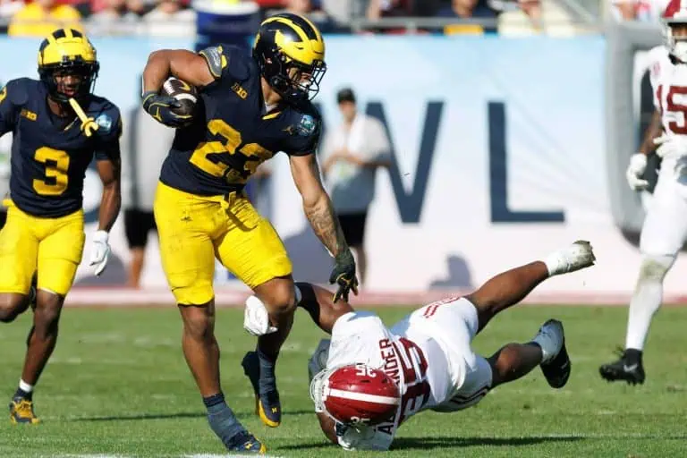 Michigan beats Alabama 19-13