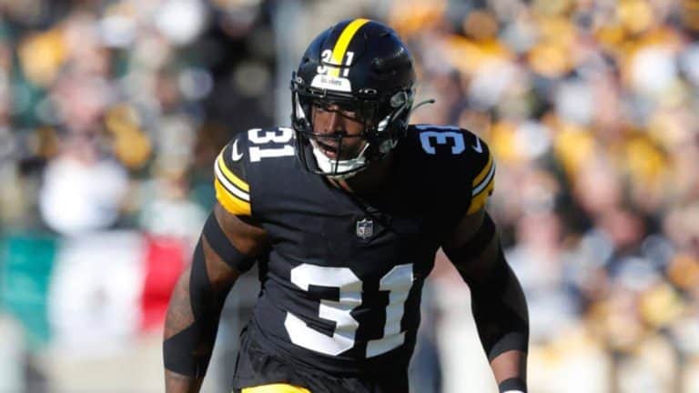 Veteran safety Keanu Neal announces his retirement © Charles LeClaire-Imagn Images