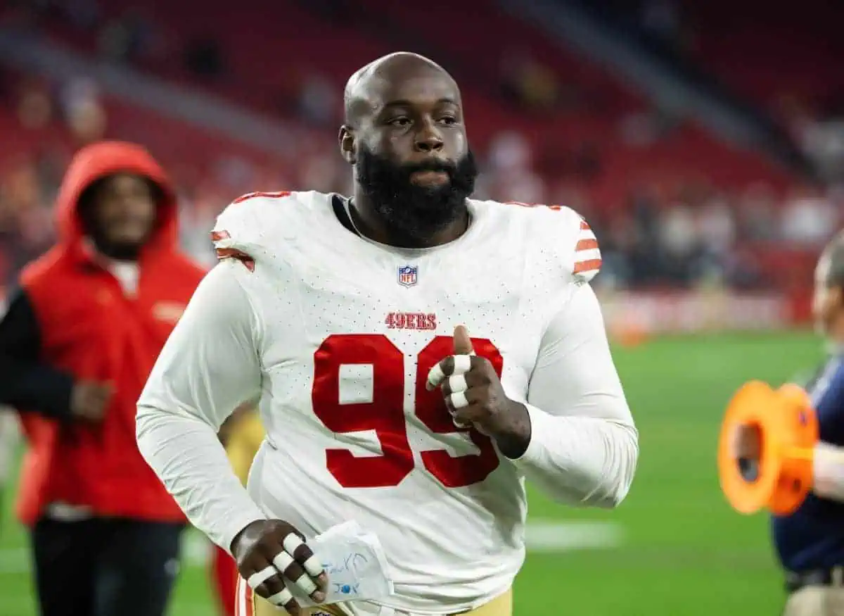 San Francisco 49ers Maliek Collins
