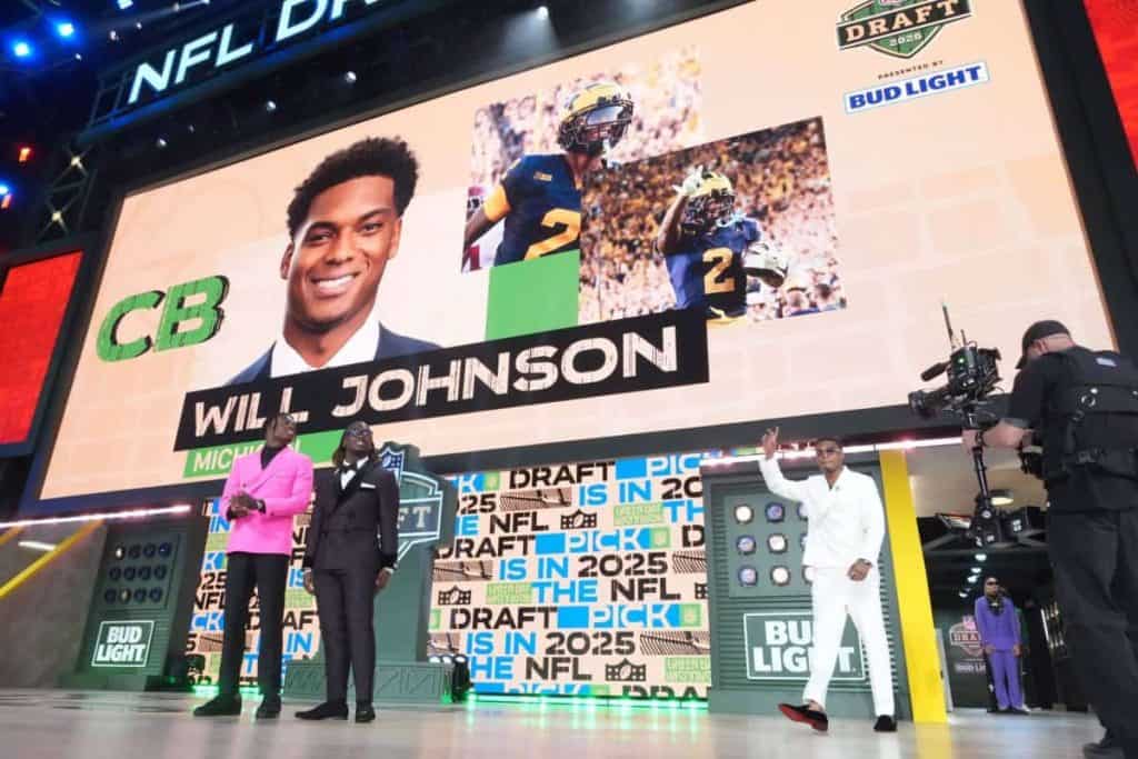Arizona Cardinals take Will Johnson