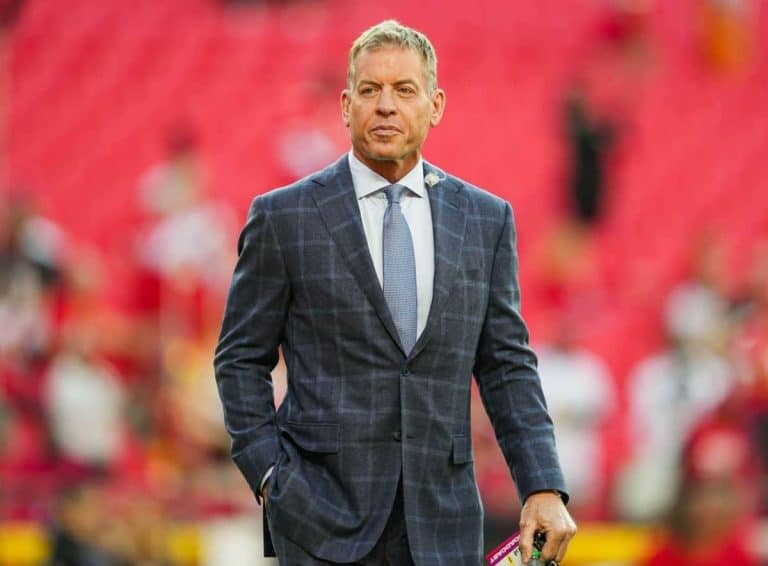 Dallas Cowboys legend Troy Aikman