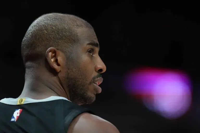 Chris Paul interested in joining the Los Angeles Lakers?