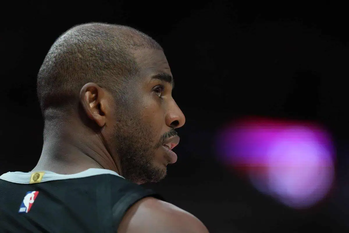 Chris Paul interested in joining the Los Angeles Lakers?