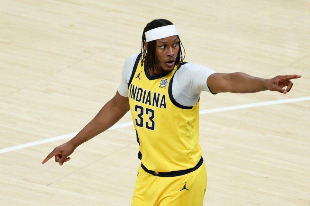 Milwaukee Bucks Myles Turner