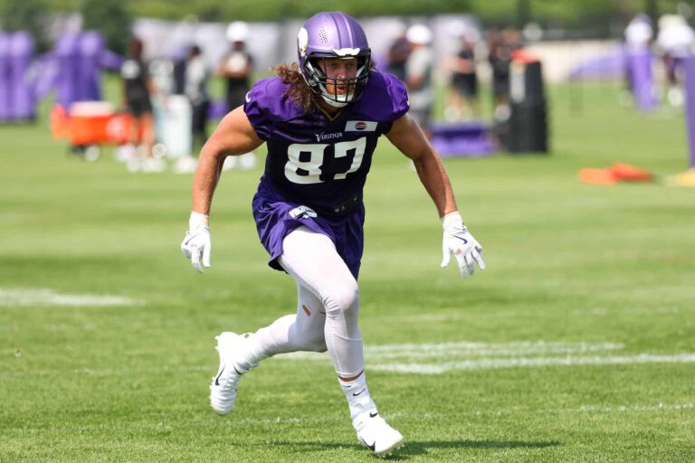 tj hockenson tight end