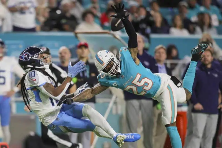 Indianapolis Colts cornerback, Xavien Howard