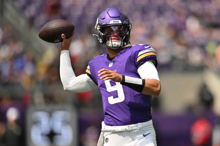 j.j. mccarthy confidence picks minnesota vikings atlanta week 16 waiver wire