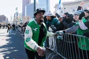 Eagles trade Thomas Booker for Jakorian Bennett