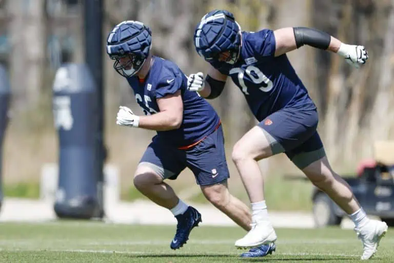 Chicago Bears Theo Benedet